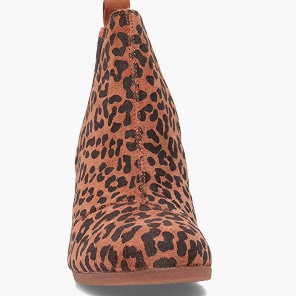 TOMS Kelsey Suede Ankle Bootie Wedge, Dark Ember Leopard Print, Size 7 - Picture 5 of 12